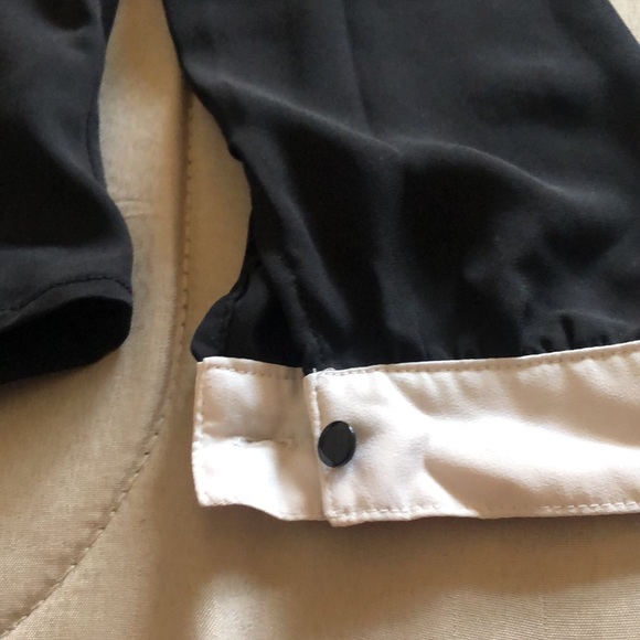 π Bowed Button Up - Picture 5 of 7